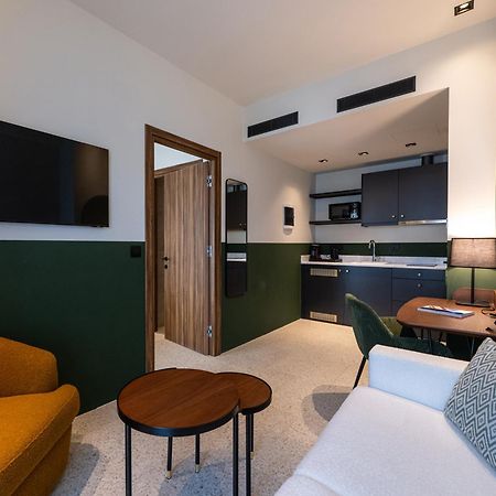 Evripidou 7 - Kalamata Mediterranean Suites المظهر الخارجي الصورة