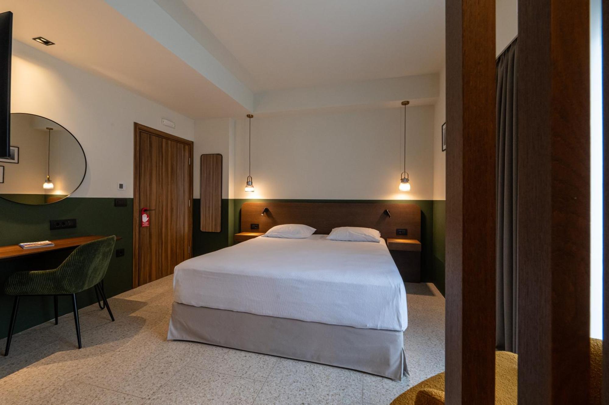 Evripidou 7 - Kalamata Mediterranean Suites المظهر الخارجي الصورة