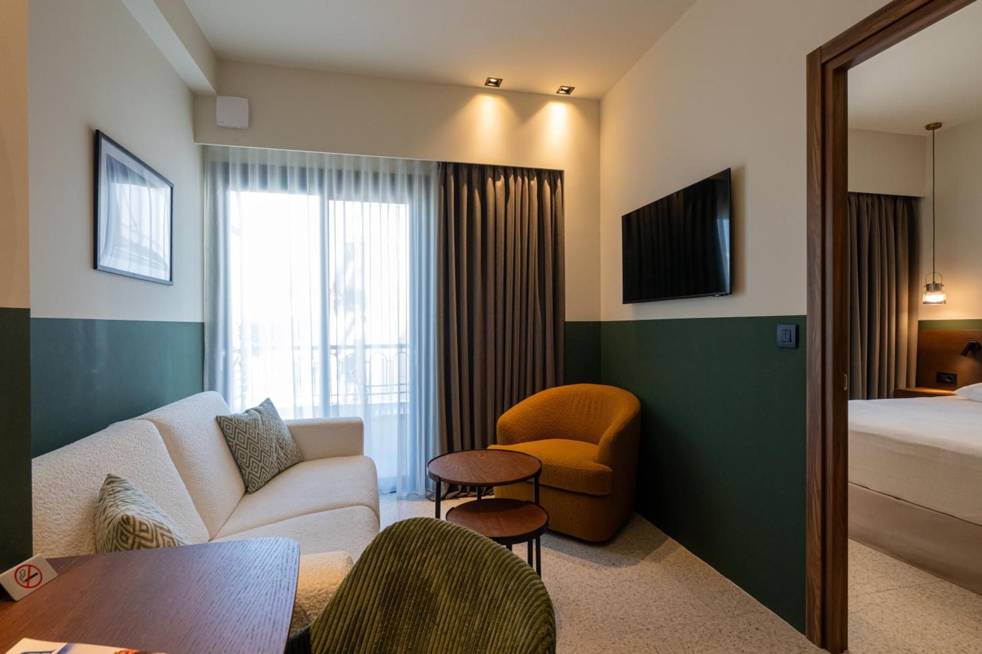 Evripidou 7 - Kalamata Mediterranean Suites المظهر الخارجي الصورة