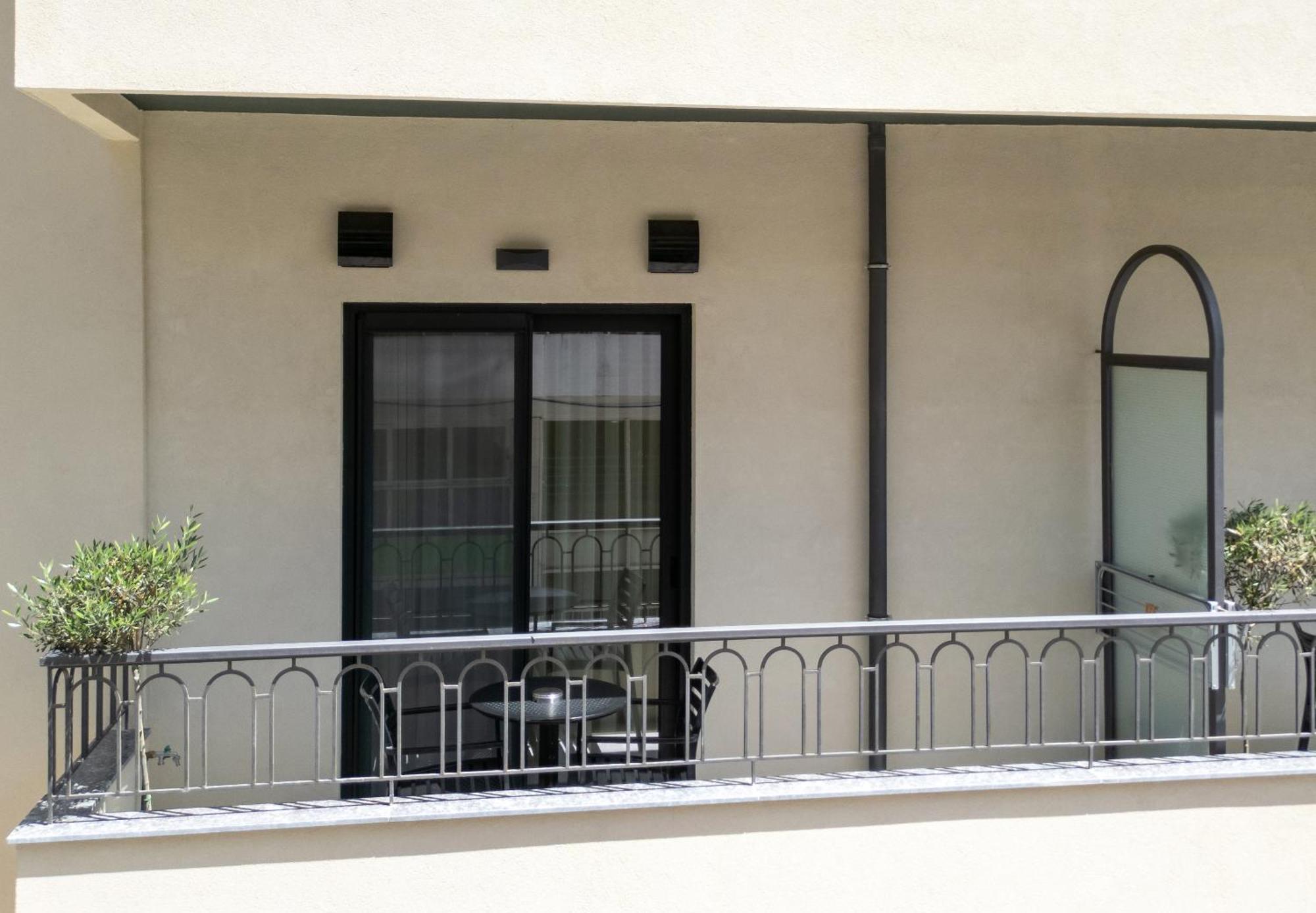 Evripidou 7 - Kalamata Mediterranean Suites المظهر الخارجي الصورة