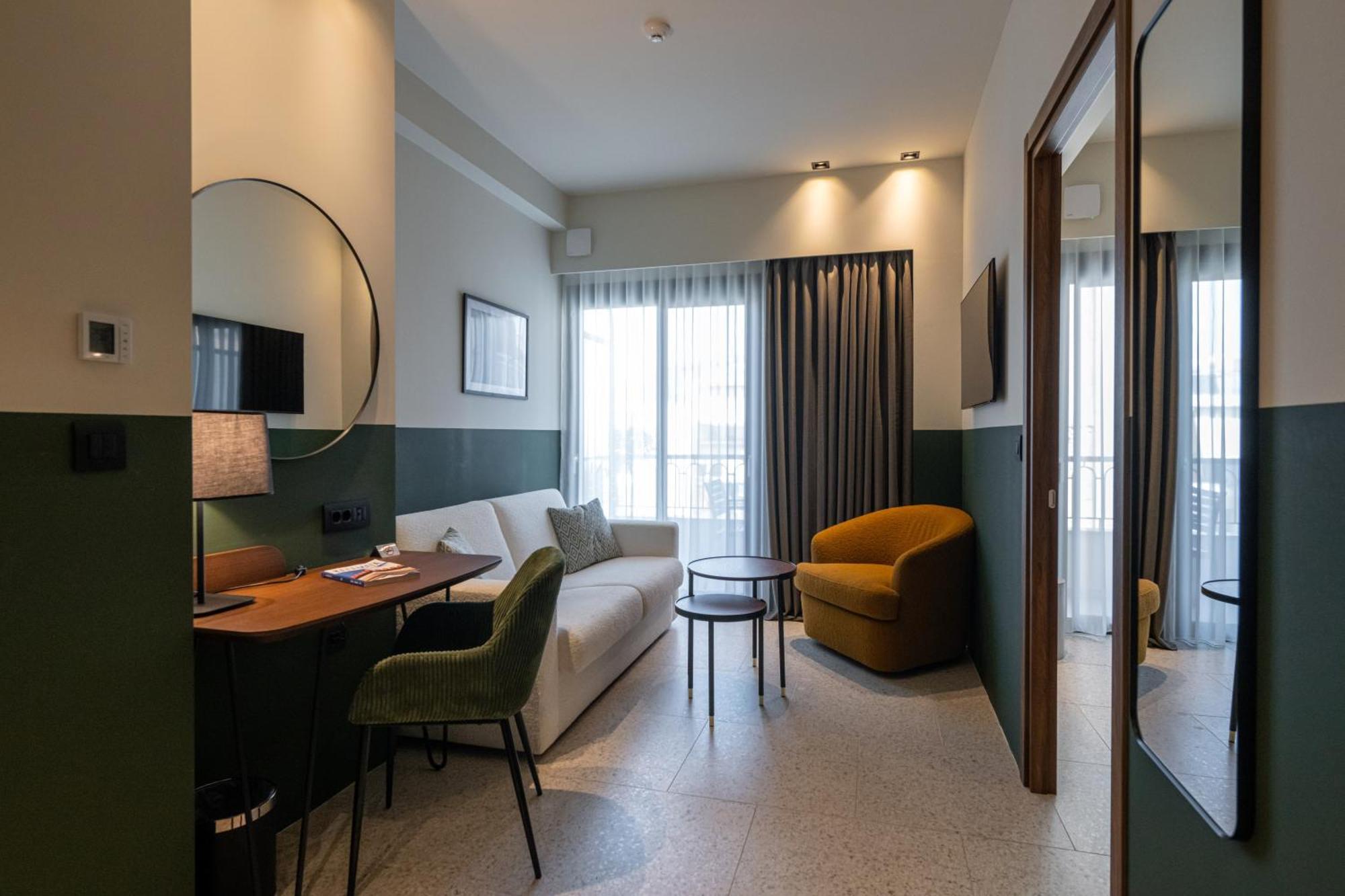 Evripidou 7 - Kalamata Mediterranean Suites المظهر الخارجي الصورة