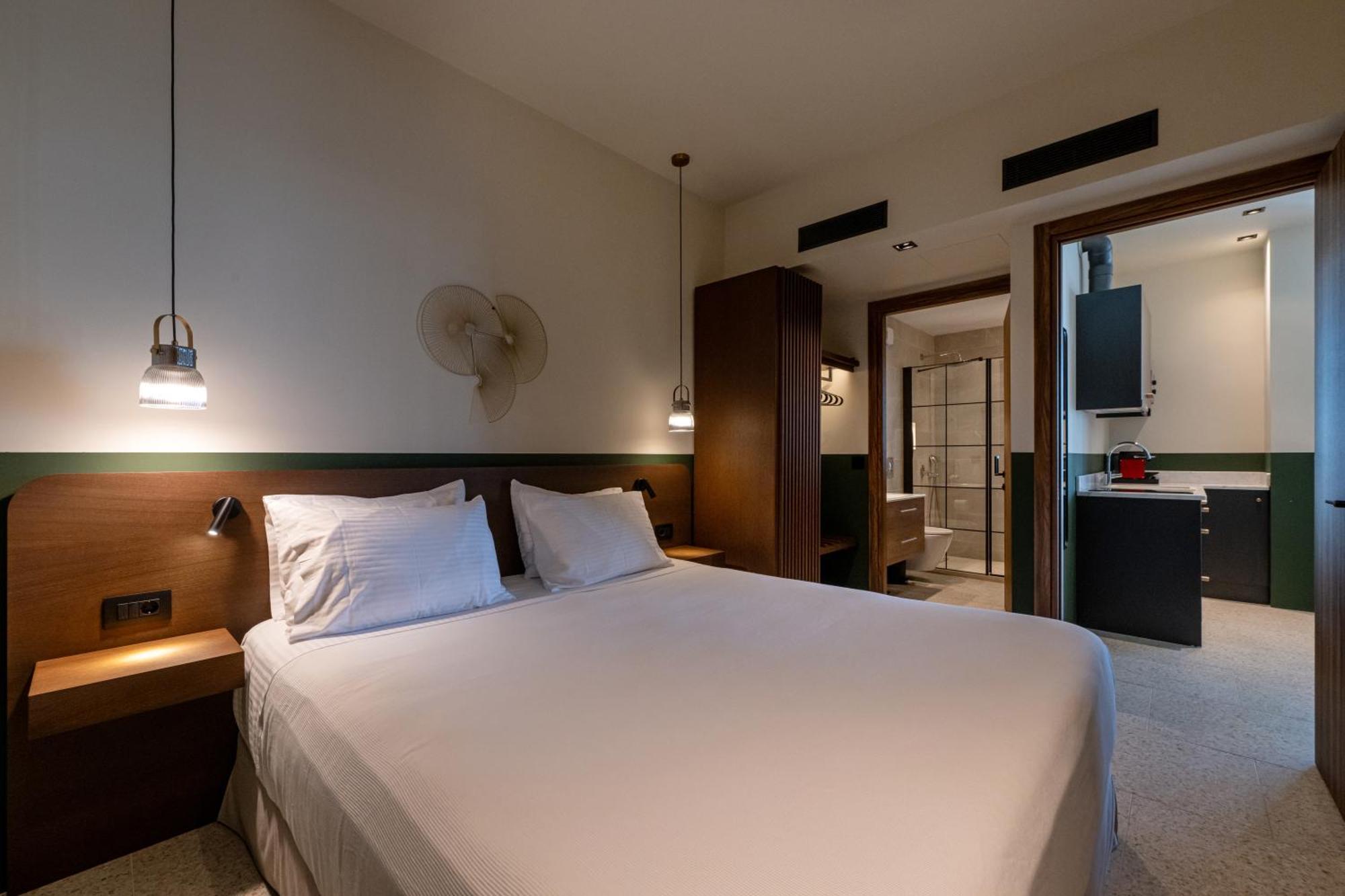 Evripidou 7 - Kalamata Mediterranean Suites الغرفة الصورة
