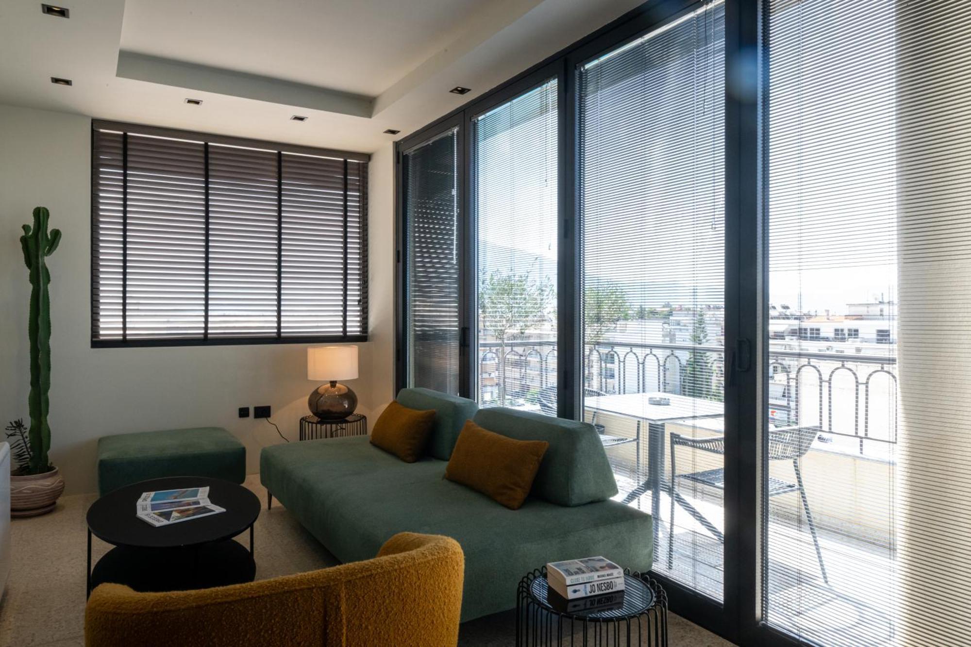 Evripidou 7 - Kalamata Mediterranean Suites الغرفة الصورة