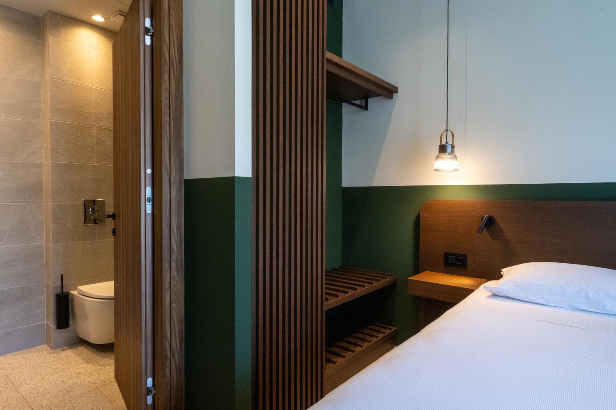 Evripidou 7 - Kalamata Mediterranean Suites المظهر الخارجي الصورة
