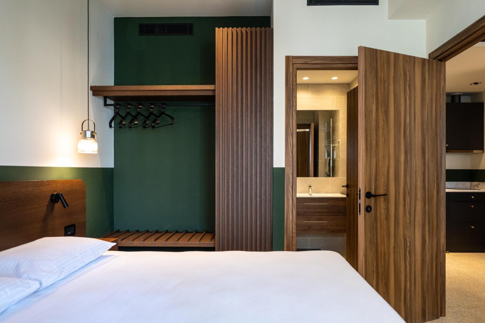 Evripidou 7 - Kalamata Mediterranean Suites المظهر الخارجي الصورة