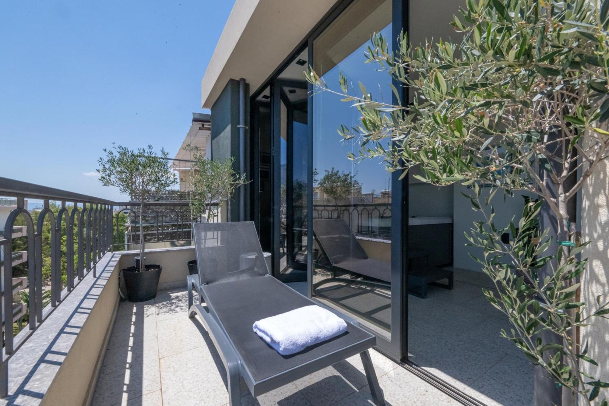 Evripidou 7 - Kalamata Mediterranean Suites المظهر الخارجي الصورة